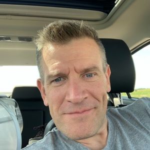 Meet your Posher, Mark